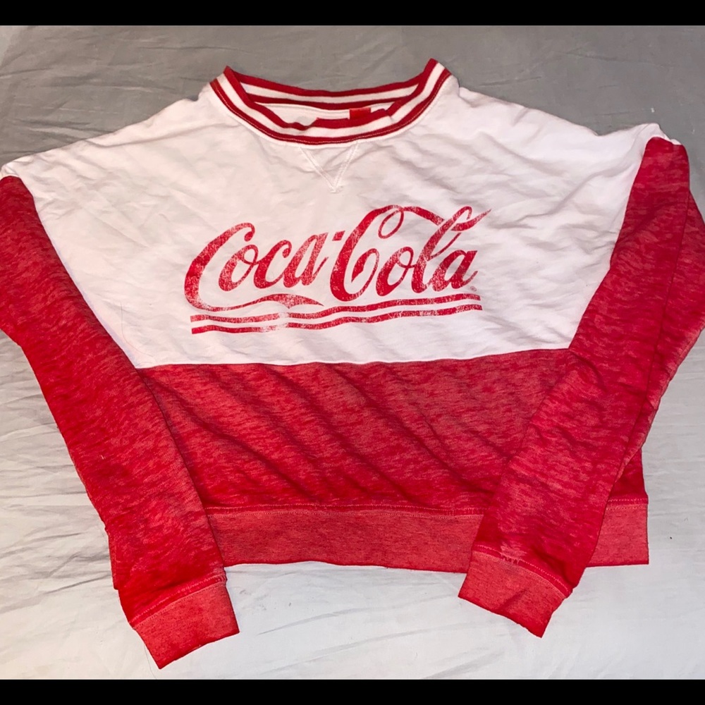 Coca Cola top